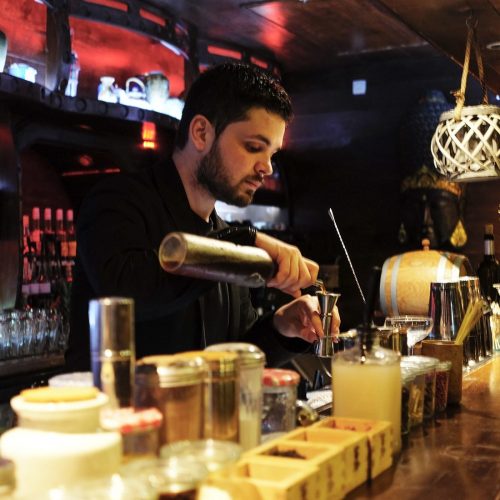 Cet instant là avec Julien Vincens du bar à cocktails le Mumbaï Café
